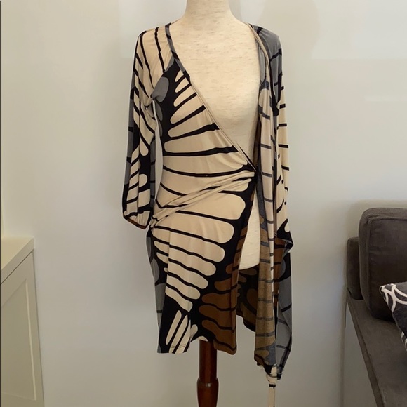 Multi color wrap dress size Medium - Picture 5 of 9